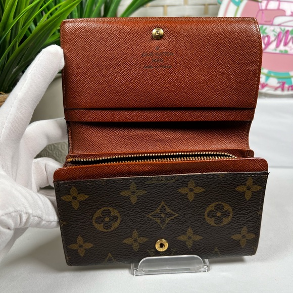 Louis Vuitton WOC— Vintage Porte-Monnaie Tresor Wallet- 2003 - Picture 9 of 16